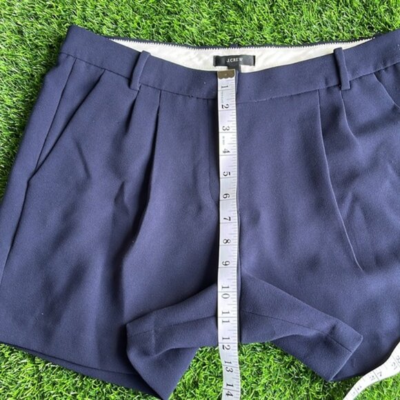 J.CREW Pleated Navy Shorts size 6 - Picture 3 of 6